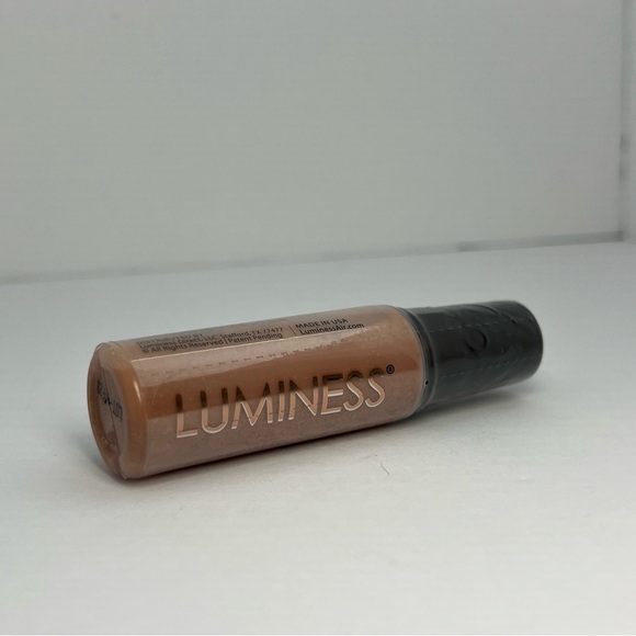 NEW SEALED LUMINESS AIR AIRBRUSH MAKEUP SILK 4-IN-1 SHADE 4 FOUNDATION .55 OZ - Picture 4 of 6